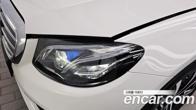 Mercedes-Benz E-Class E300e 4MATIC Exclusive