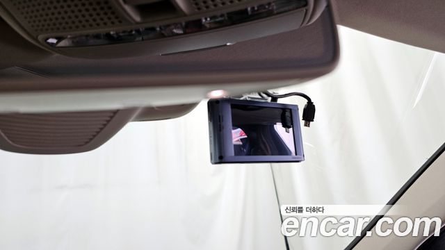 Mercedes-Benz E-Class E300e 4MATIC Exclusive