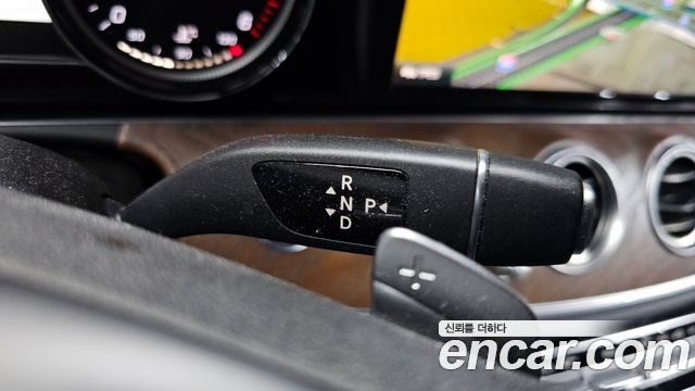 Mercedes-Benz E-Class E220d 4MATIC Exclusive