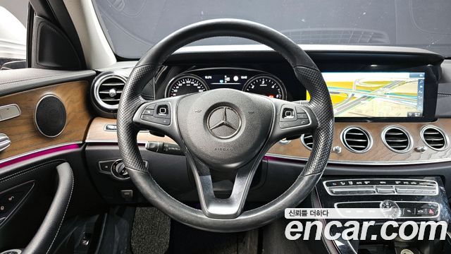 Mercedes-Benz E-Class E220d 4MATIC Exclusive