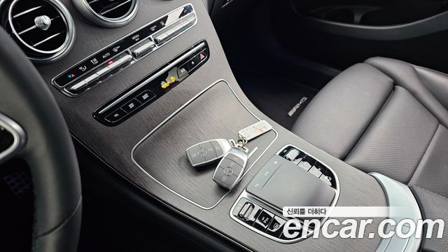 Mercedes-Benz GLC-Class GLC300e 4MATIC Coupe
