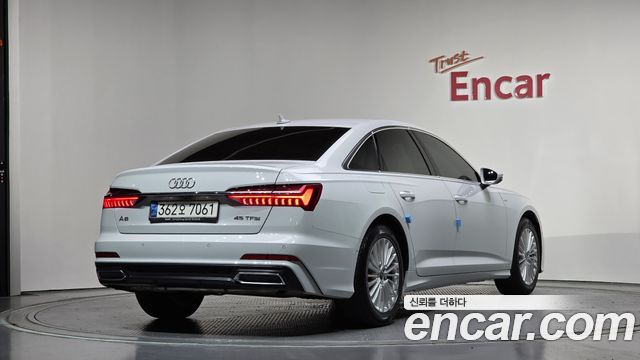 Audi A6 45 TFSI Premium