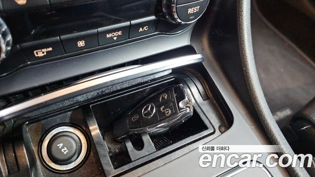 Mercedes-Benz GLA-Class GLA220