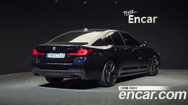 BMW 5-Series 530i M Sport Package