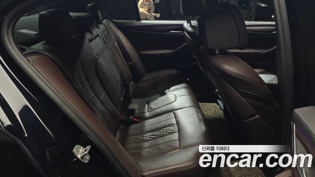 BMW 5-Series 530i M Sport Package