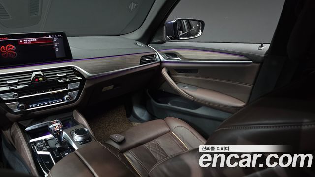 BMW 5-Series 530i M Sport Package