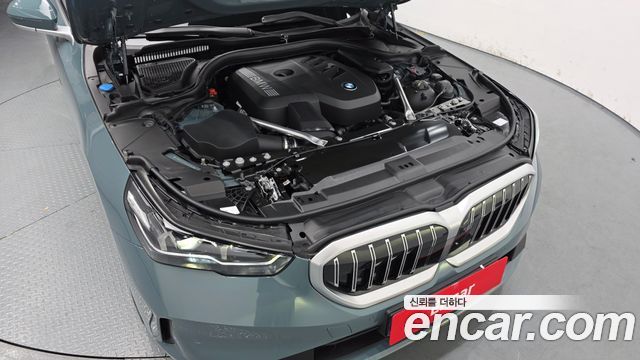 BMW 5-Series 520i