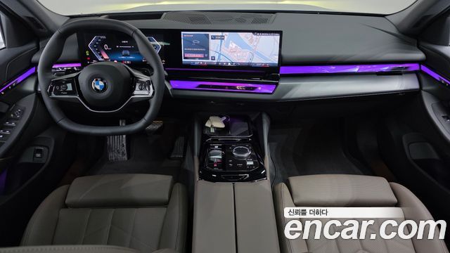 BMW 5-Series 520i