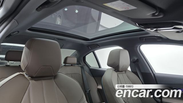 BMW 5-Series 520i