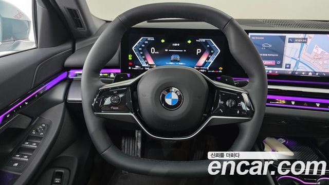 BMW 5-Series 520i