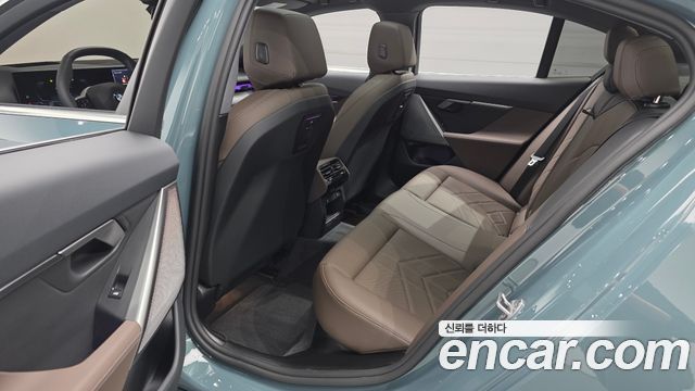 BMW 5-Series 520i