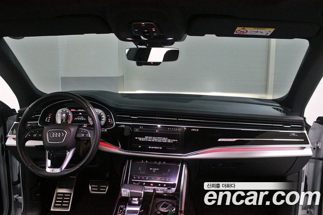 Audi Q8 55 TFSI Quattro Premium