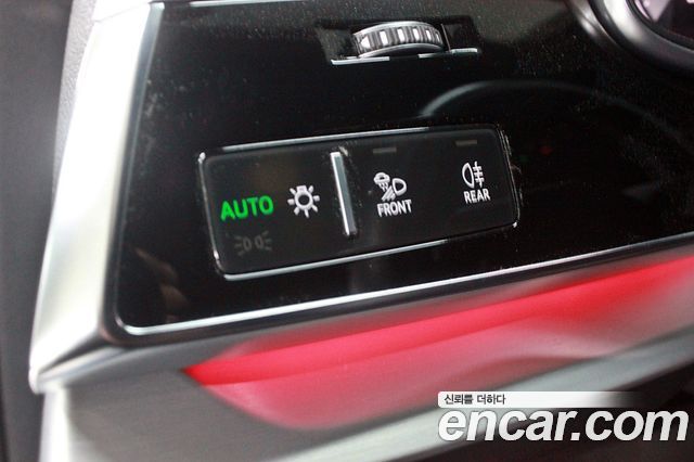 Audi Q8 55 TFSI Quattro Premium