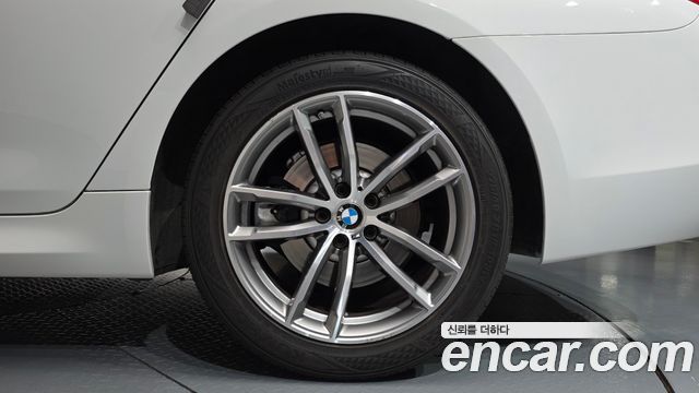 BMW 5-Series 520d M Sport Package Plus