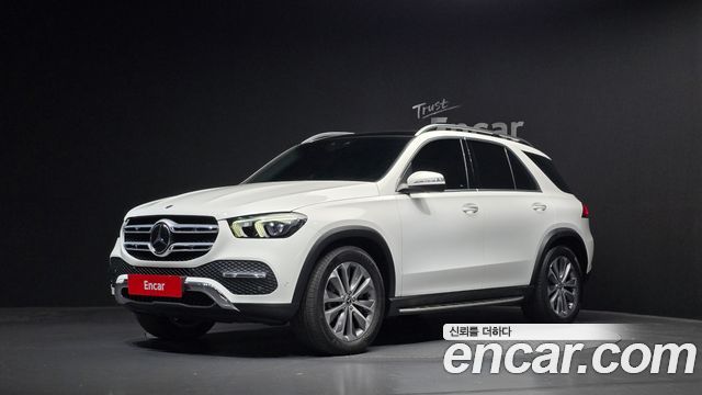 Mercedes-Benz GLE-Class GLE300d 4MATIC