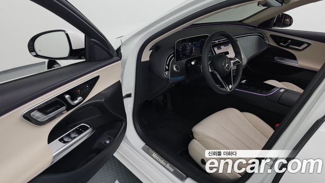 Mercedes-Benz E-Class E200 Avantgarde