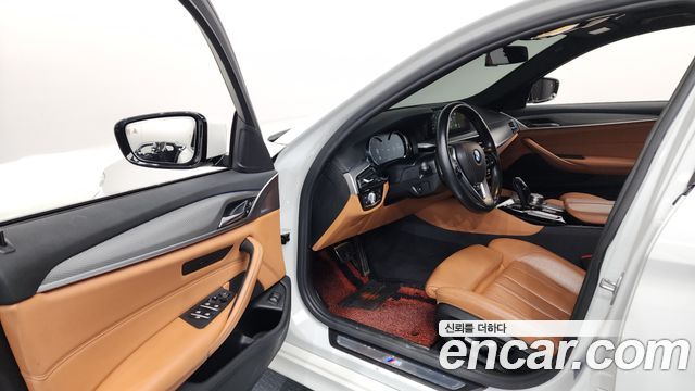 BMW 5-Series 530i M Sport Package