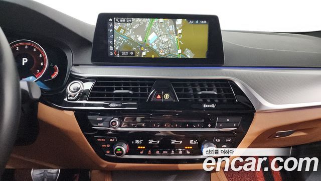 BMW 5-Series 530i M Sport Package