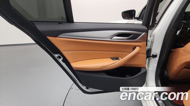 BMW 5-Series 530i M Sport Package