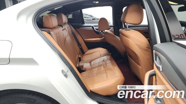 BMW 5-Series 530i M Sport Package