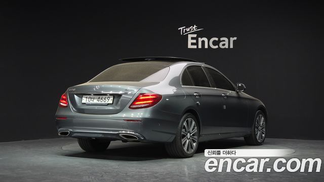 Mercedes-Benz E-Class E450 4MATIC Exclusive