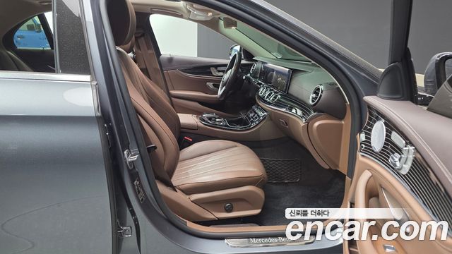 Mercedes-Benz E-Class E450 4MATIC Exclusive