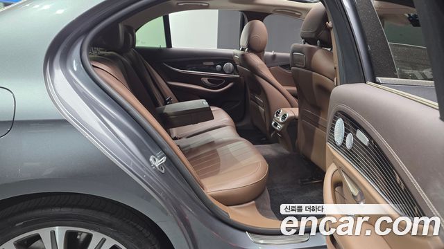 Mercedes-Benz E-Class E450 4MATIC Exclusive