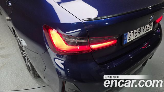 BMW 3-Series 320d M Sport Pro First Edition