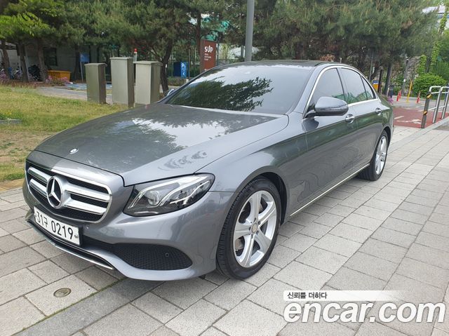 Mercedes-Benz E-Class E220d Avantgarde