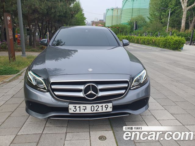 Mercedes-Benz E-Class E220d Avantgarde