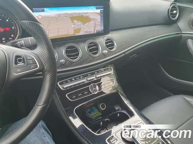 Mercedes-Benz E-Class E220d Avantgarde