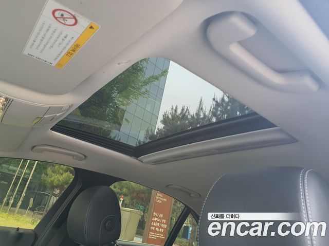 Mercedes-Benz E-Class E220d Avantgarde