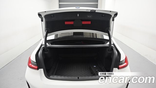 BMW 3-Series M340i Pro