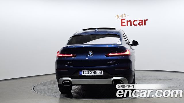 BMW X4 xDrive20i xLine
