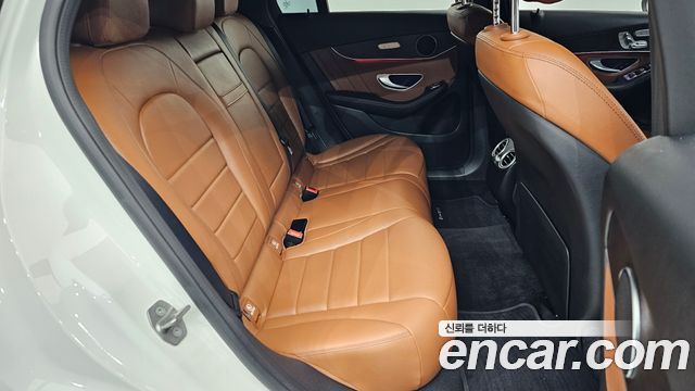 Mercedes-Benz GLC-Class GLC300e 4MATIC Coupe