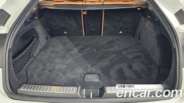 Mercedes-Benz GLC-Class GLC300e 4MATIC Coupe