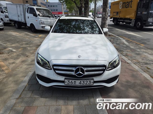 Mercedes-Benz E-Class E220d Avantgarde