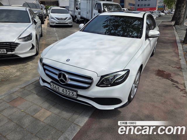 Mercedes-Benz E-Class E220d Avantgarde