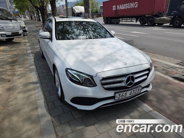 Mercedes-Benz E-Class E220d Avantgarde