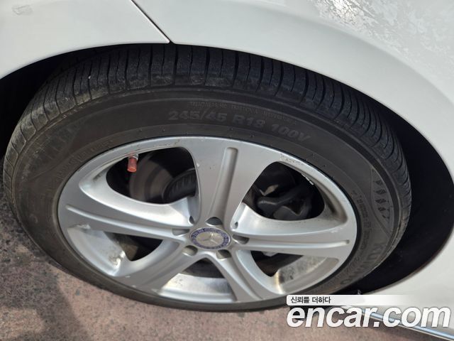 Mercedes-Benz E-Class E220d Avantgarde