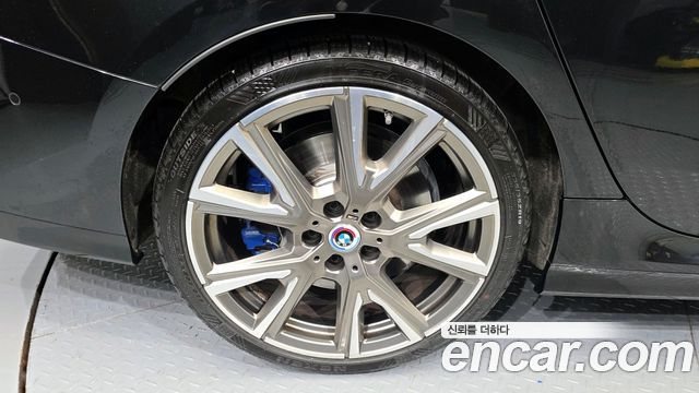 BMW 2-Series M235i xDrive