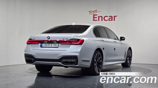BMW 7-Series 740i M Sport