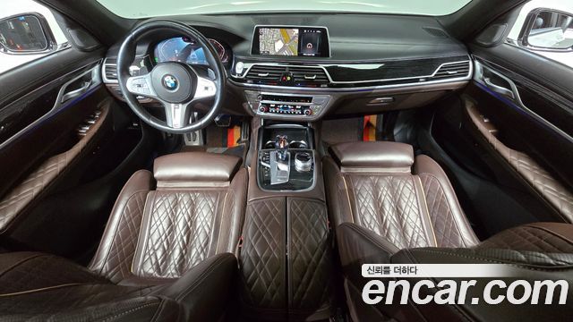 BMW 7-Series 740i M Sport