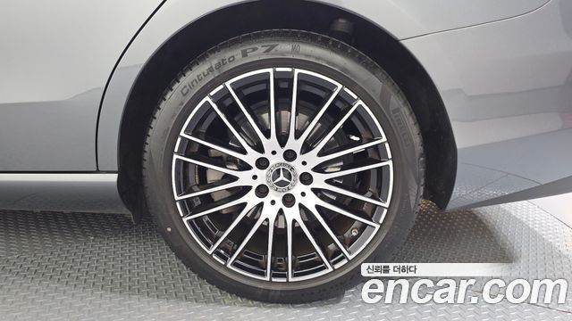 Mercedes-Benz C-Class C200 4MATIC Avantgarde