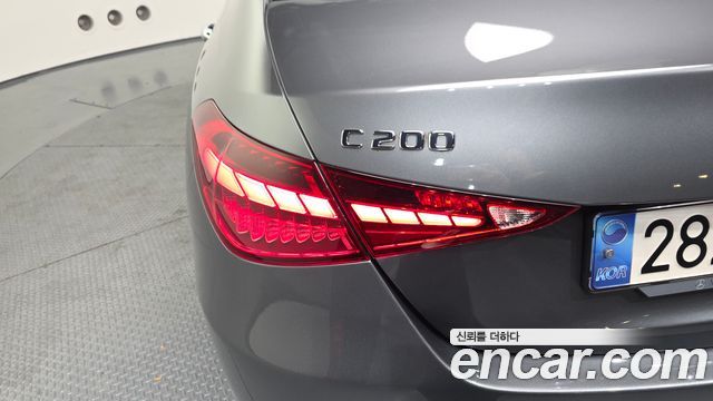 Mercedes-Benz C-Class C200 4MATIC Avantgarde