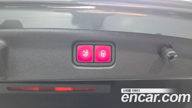 Mercedes-Benz C-Class C200 4MATIC Avantgarde