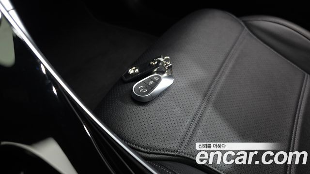 Mercedes-Benz C-Class C200 4MATIC Avantgarde