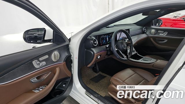 Mercedes-Benz E-Class E350 4MATIC Avantgarde