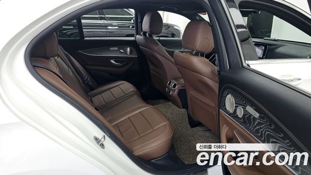 Mercedes-Benz E-Class E350 4MATIC Avantgarde