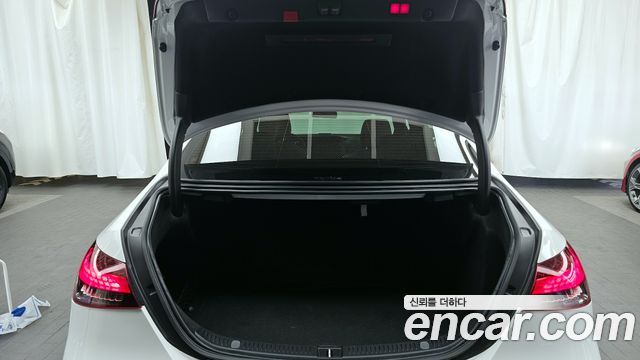 Mercedes-Benz E-Class E350 4MATIC Avantgarde